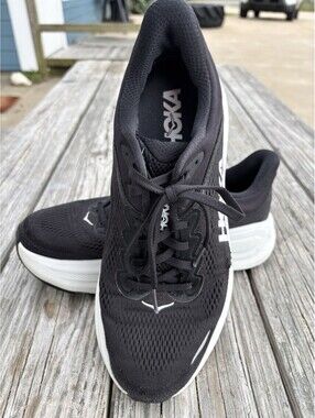 HOKA Bondi 9 Black Running Shoes Men’s 10B Athletic Walking Sneakers EU 42 2/3